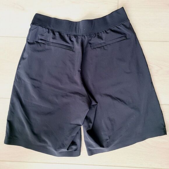 Athleta Brooklyn Bermuda Shorts 4 Black Stretch Lightweight Zip Pockets Pull-On - Picture 2 of 10